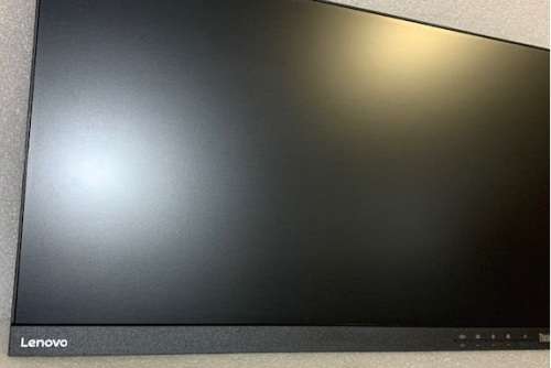 !! 23 INCH LENOVO THINKVISION MONITOR / SCREEN !!