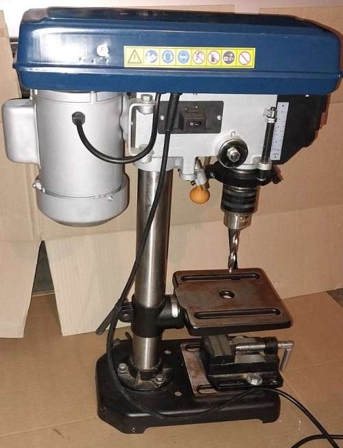 !! VERSATILE RYOBI 500W BENCH DRILL PRESS !! !!