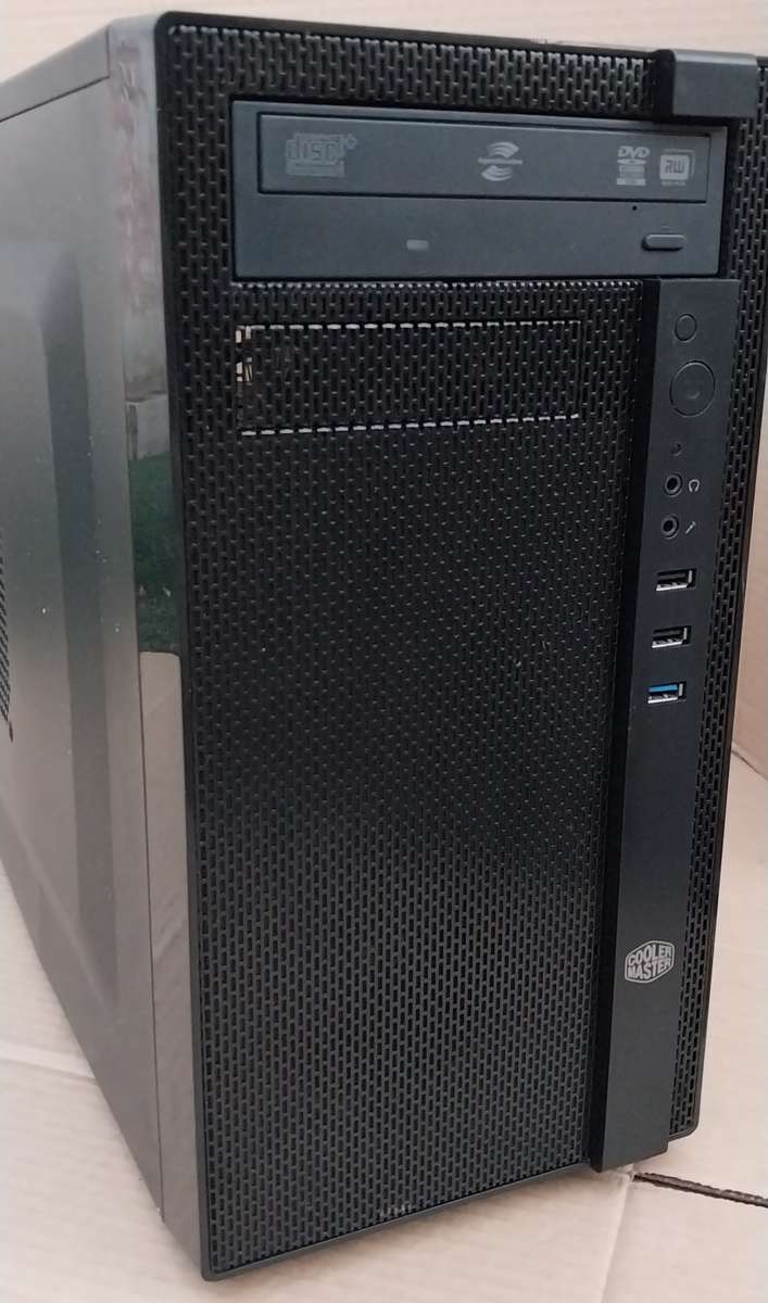 Cooler Master Gaming Case + 550w Gaming PSU + ARGB Fans x3