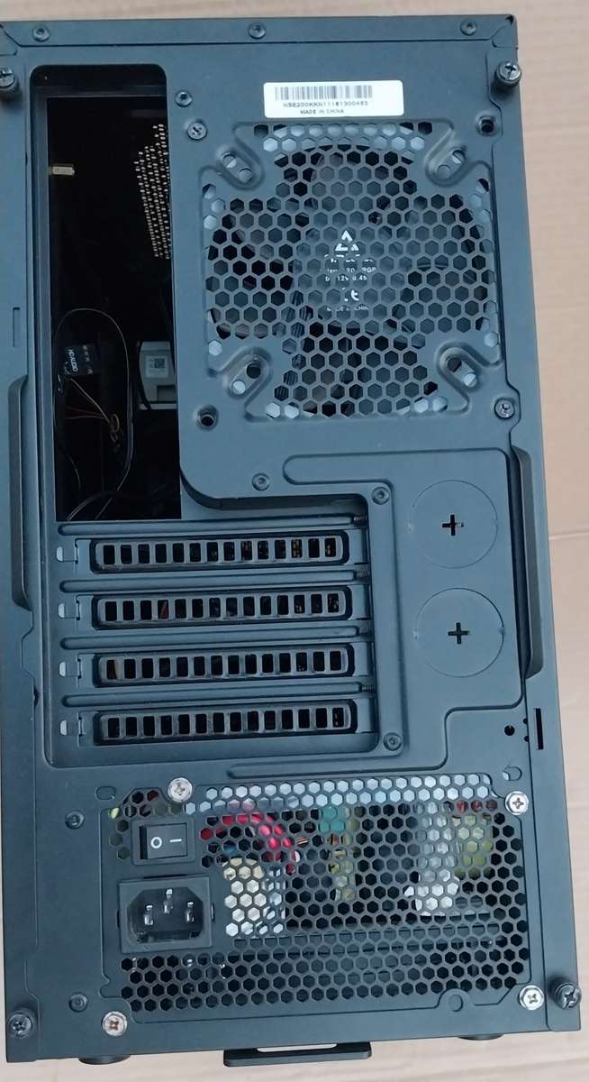 Cooler Master Gaming Case + 550w Gaming PSU + ARGB Fans x3