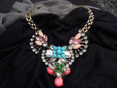 Summer-Sprays Pink/Coral Statement Necklace