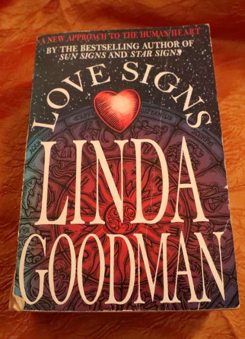 Love Signs by Linda Goodman