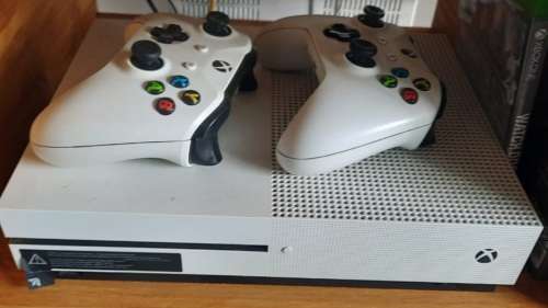 XBOX ONE S