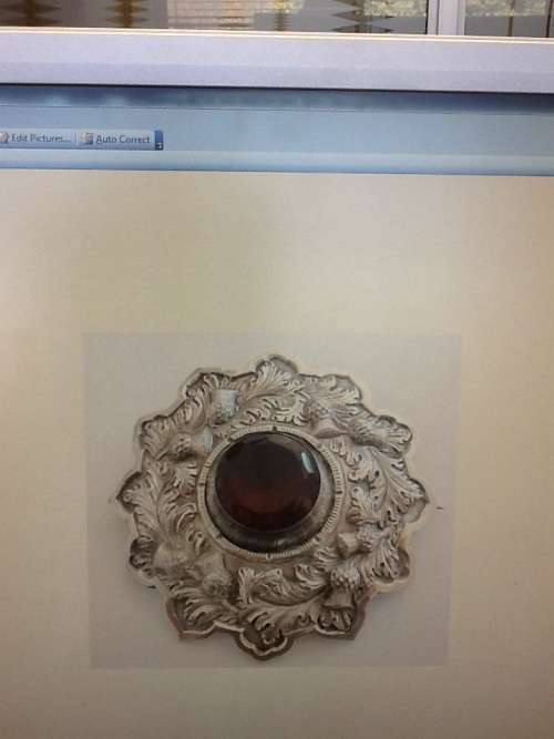 A LARGE SCOTTISH KILT BROOCH