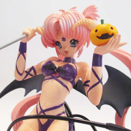 Buy2-Get1Free-Halloween Chan - Mon-Sieur Bome Collection. Anime statue. Rare 2005 retired