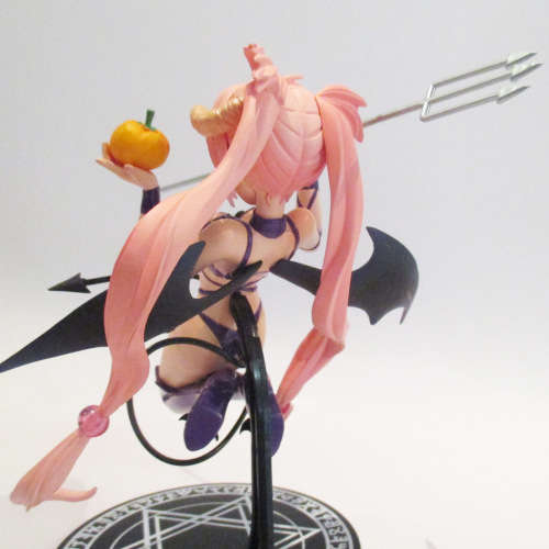 Buy2-Get1Free-Halloween Chan - Mon-Sieur Bome Collection. Anime statue. Rare 2005 retired