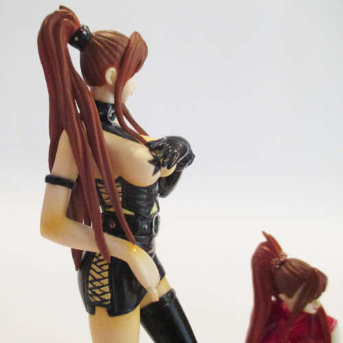 Buy2 LOTS-Get1Free-Figure LOT - Trigun Maximum-Black Vash + G-Taste Yuki. Rare 2005 retired figures