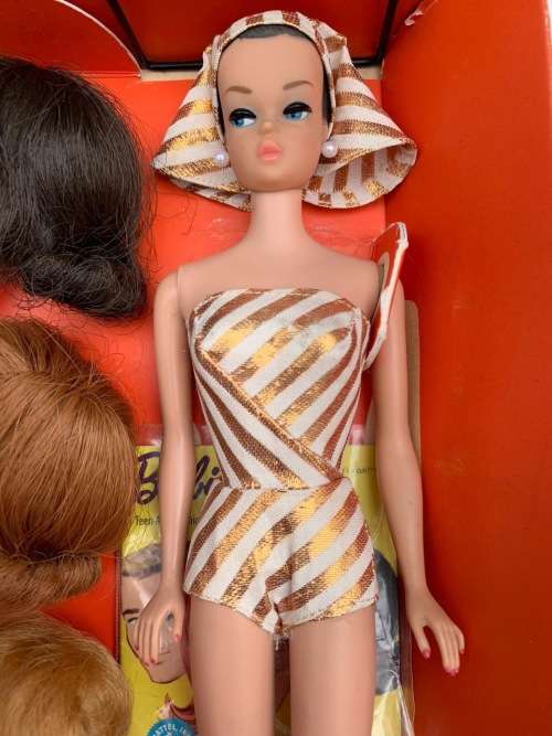 Barbie 1964 Boxed Fashion Queen Barbie Doll - Vintage Extremely Rare Barbie Dolls