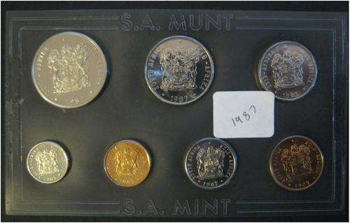 *** 1987 UNCIRCULATED COIN SET - AS ISSUED BY SA MINT ***