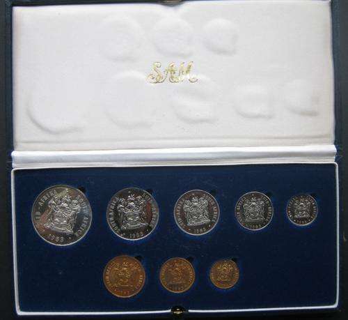 ###1983 - SA SHORT PROOF SET -WITH SILVER R1 - IN ORIGINAL SAM BOX - HERNS VALUE R400 ###