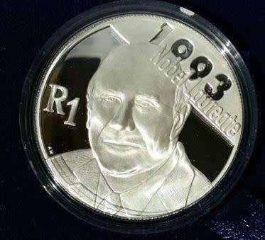 *** 2007 - SA SILVER PROOF R1 - PROTEA SERIES - FW DE KLERK - MINTAGE 4545 - HERNS VALUE R1750 ***