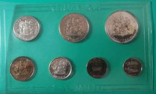 *** 1988 - SA UNCIRCULATED COIN SET WITH NICKEL R1 ***