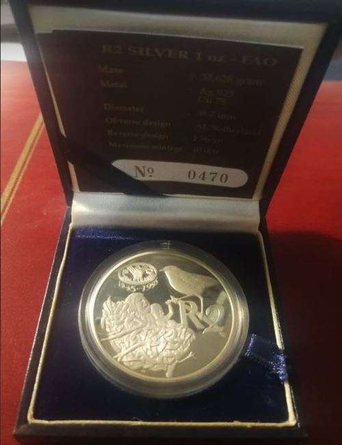 *** 1995 - SA SILVER R2 SERIES - FAO - 1 OZ SILVER  ***