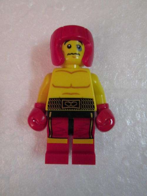 Boxer - LEGO Minifigure