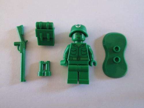 Medic (With accessories) - Lego Army Minifigure