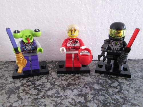 Space Alien, Race Car Driver and Space Villain - Lego Minifigures Series 3 (Rare)