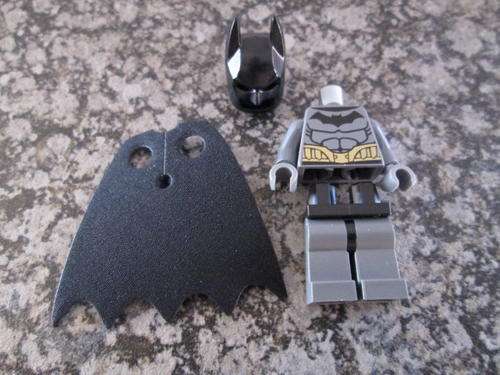 Batman Kit (Cape, Torso, Mask and Legs) - LEGO Super Hero Accessories