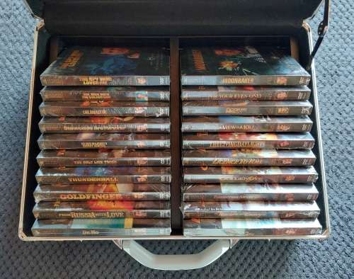 James Bond 007 DVD Case with Ultimate Edition DVDs