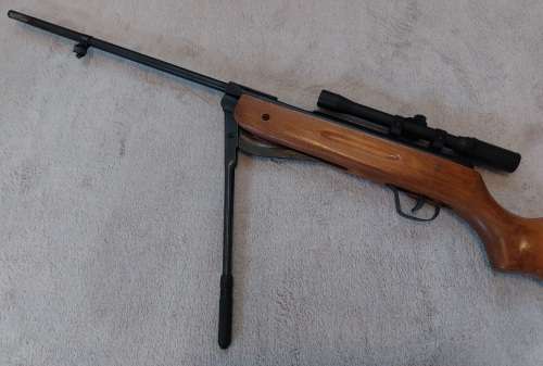 Pellet Rifle Break Neck with 4 x 20 Scope