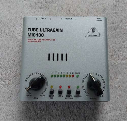 Behringer MIC100 Tube Ultragain Vacuum Tube Pre-Amp