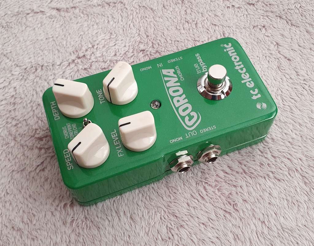 TC Electronics Corona Chorus Guitar Pedal