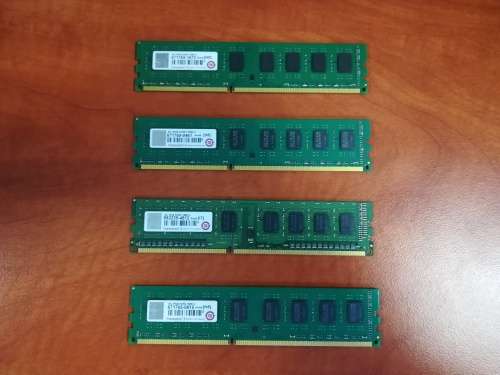 4 4gig DDR3 1600 ram sticks at R300 EACH!