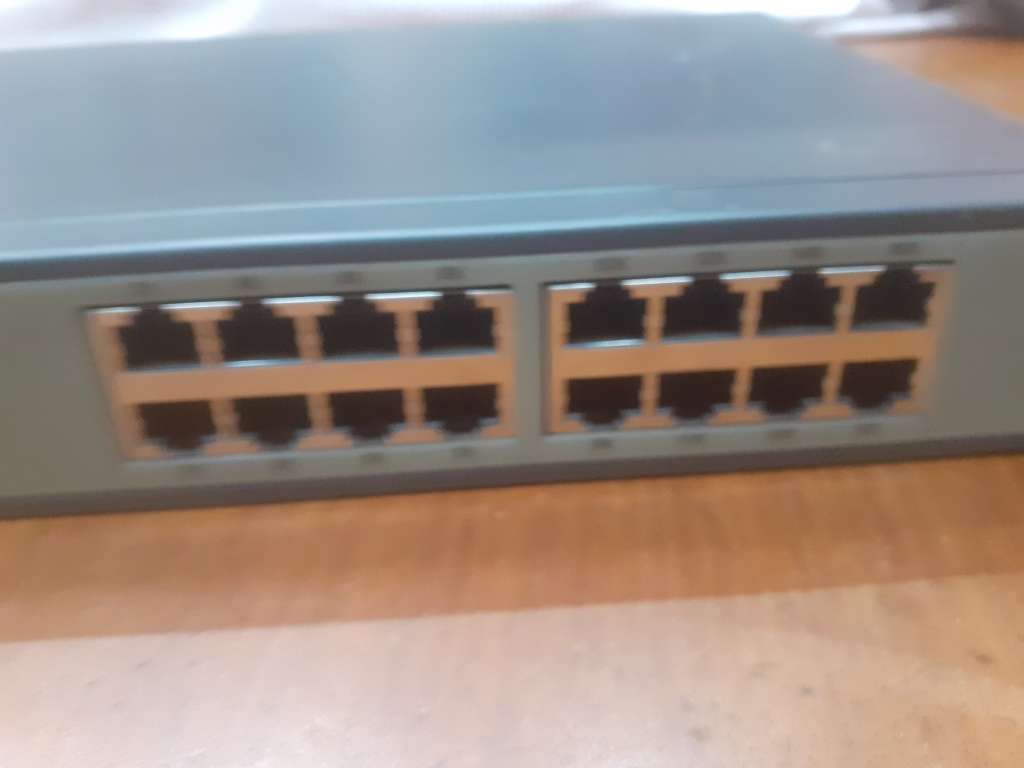 Netis Fast Ethernet switch