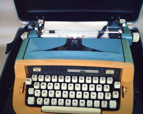 "ABC Typewriter" - Portable Typewriter