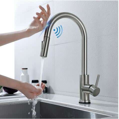 Brushed Nickel Stainless Steel Kitchen Sink Faucets Mixer 360 ° Rotation Smart Touch Sensor Pull Out