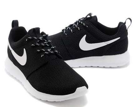 Nike Roshe -  Black