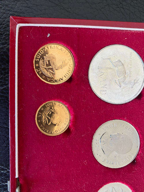 1979 Long Set Gold Included