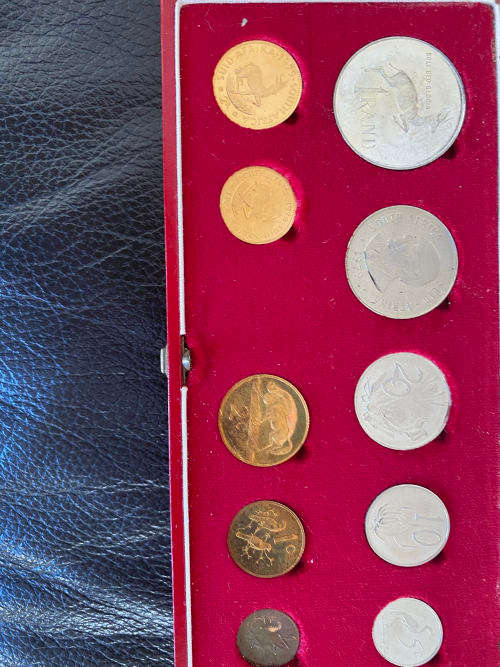 1979 Long Set Gold Included