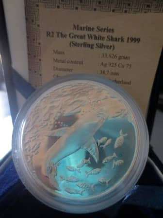 1999 THE GREAT WHITE SHARK 1oz Silver Proof R2 Crown ### RARE