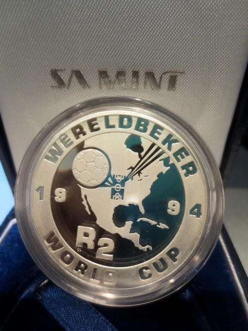 1994 WORLD CUP SOCCER 1oz Proof Silver R2 Crown ### Mintage: 3210