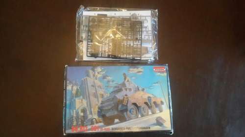 RODEN SCALE MODEL 1.72 "SCHWERER PANZERSPAHWAGEN"