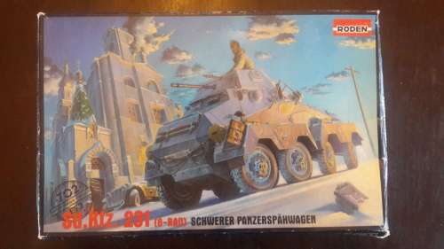 RODEN SCALE MODEL 1.72 "SCHWERER PANZERSPAHWAGEN"