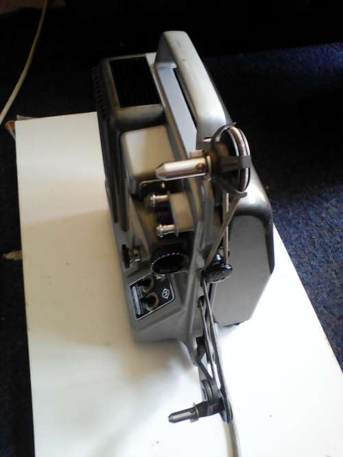 1950's BAUER T10 S 8MM FILM PROJECTOR (MINT CONDITION AND WORKING)