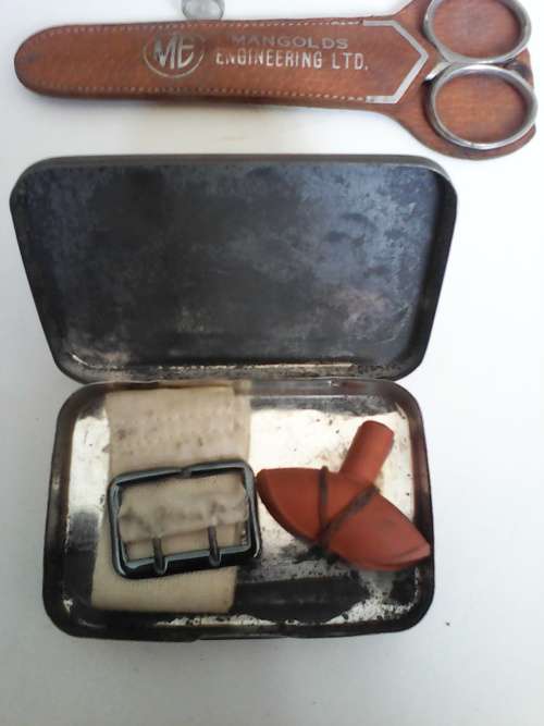 Rare !! 1959 Fitzsimons Complete Snake Bite Kit