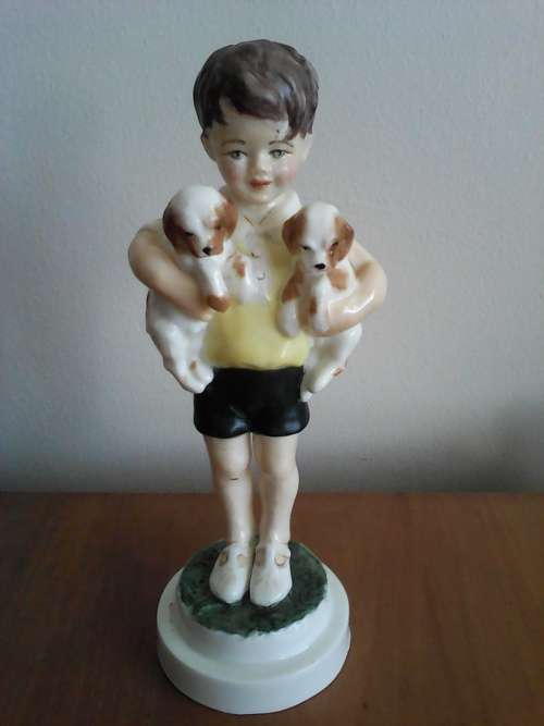 F.G. Doughty Royal Worcester England (Numbered 3519) Mint Condition !!