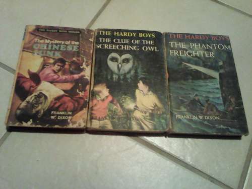 3 x Hardy Boys Circa 1974 / 1962 / 1947 (Hardcover) Franklin W.Dixon - Sold as one lot