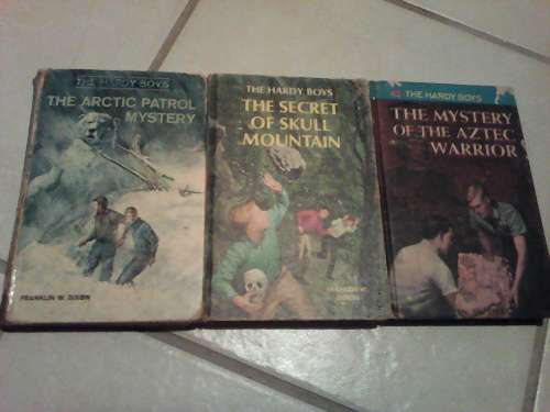 3 x Hardy Boys Circa 1969 / 1966 / 1964 (Hardcover) Franklin W.Dixon - Sold as one lot