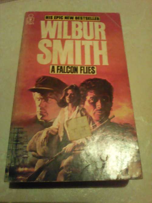 A Falcon Flies (Large Paperback) Wilbur Smith
