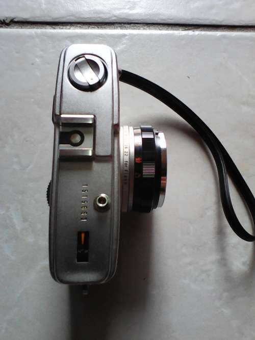 Olympus Trip 35 Circa 1967 Camera (Mint Condition @ includes Original leather pouch)