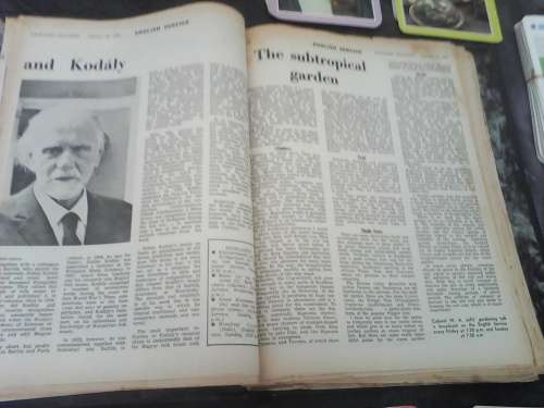 South African Garden @ Home 1967 - 1970 Folder + 821 Gardening Cards Circa 1978 - See Description