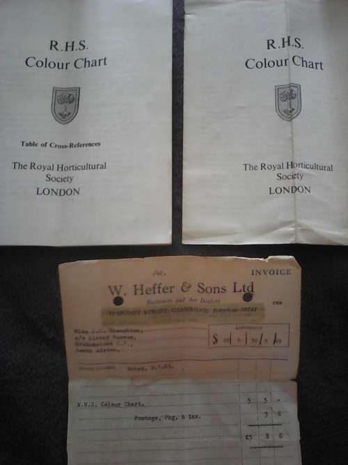 1969 R.H.S Colour Chart In Original Box - Includes Documentation