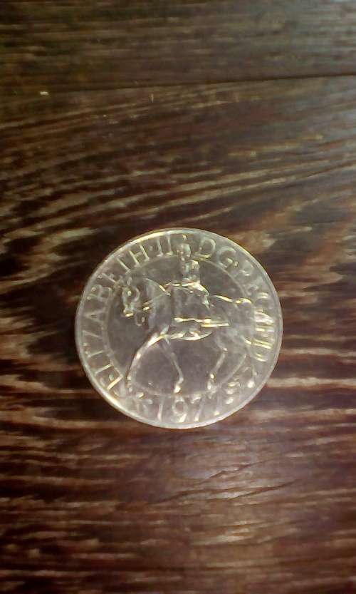 Elizabeth II 1977 Silver Crown (30g)