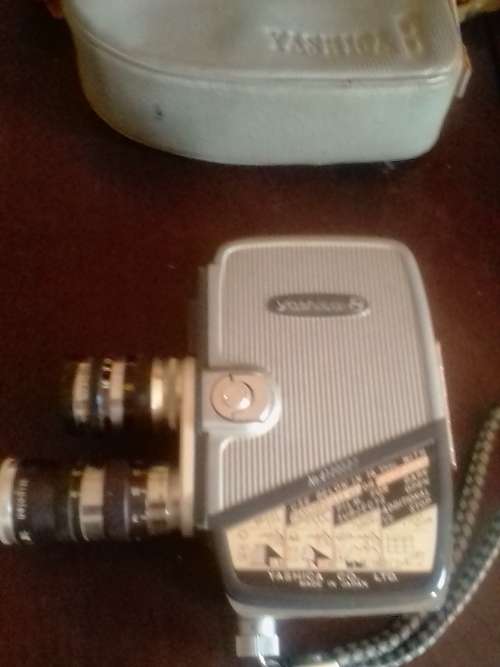 Vintage Yashika 8 Movie Camera