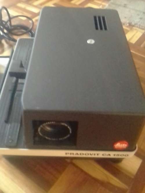 Vintage Leitz Pradovit CA 1500 Slide Projector