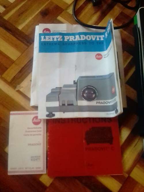 Vintage Leitz Pradovit CA 1500 Slide Projector