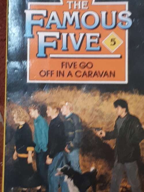 The Famous Five Five Go Off In a Caravan Enid Blyton 1988 Paperback